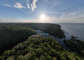 Uiara Amazon Resort - A partir de 4 noites - O cliente ganha Upgrade para a categoria Naia + Champagne com mini tábua de frios.